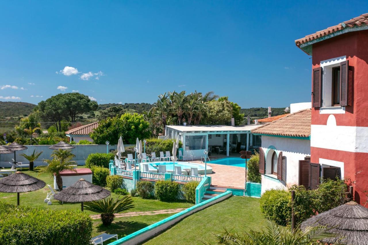 Hotel Stefania Boutique Hotel By The Beach Olbia Exteriör bild