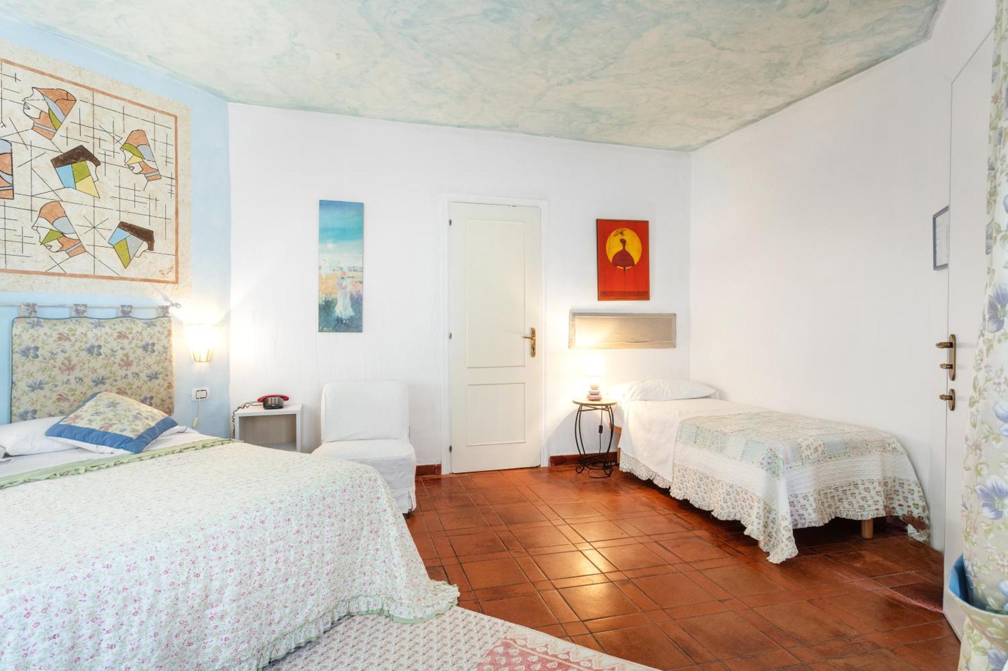 Hotel Stefania Boutique Hotel By The Beach Olbia Exteriör bild